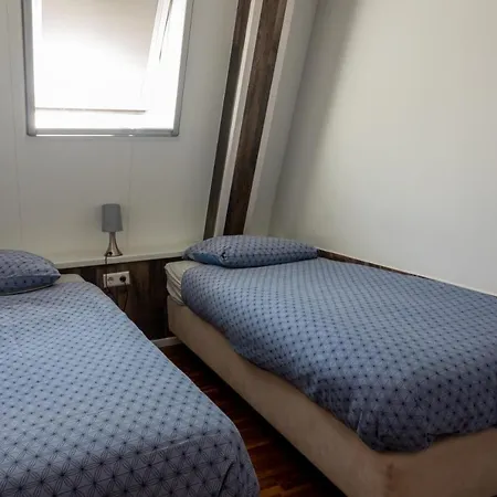 4t4 C * 에그몬단덴 후에프